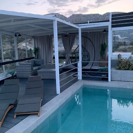 Serenity Villa